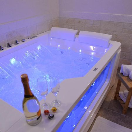 Suite Laurel Spa Con Idromassaggio ファザーノ エクステリア 写真