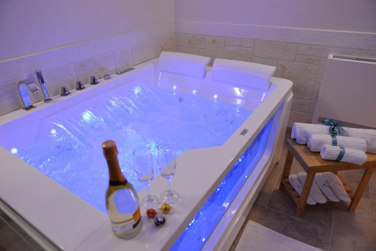 Suite Laurel Spa Con Idromassaggio ファザーノ エクステリア 写真