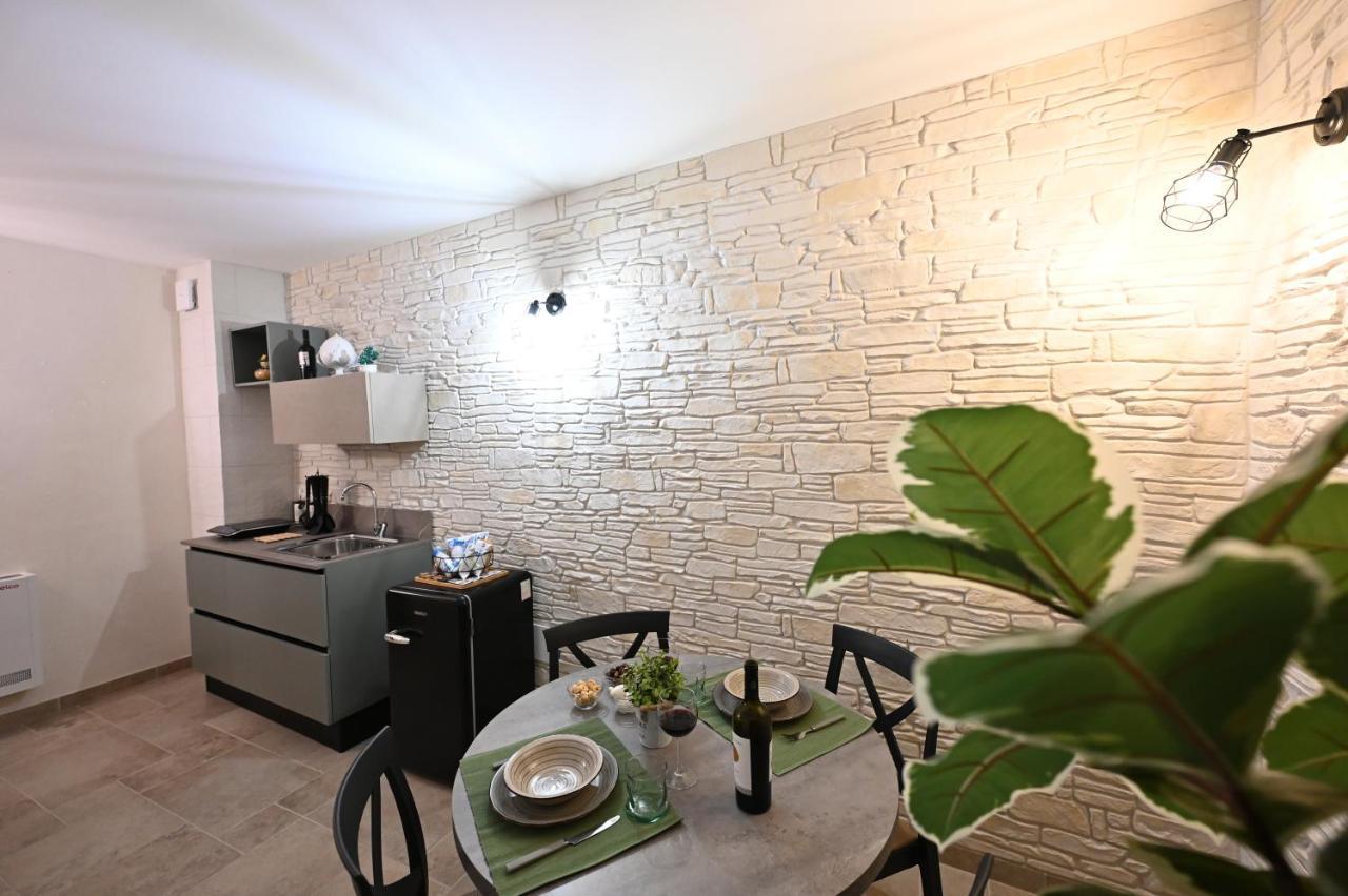 Suite Laurel Spa Con Idromassaggio ファザーノ エクステリア 写真